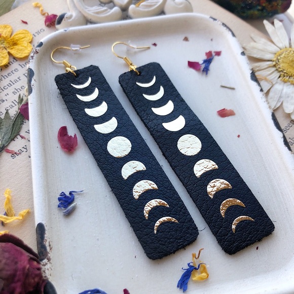 Moon Phase Leather Bar Earrings🌜Boho - Picture 5 of 5